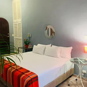 Bed & Breakfast The Quetzal, Cancún