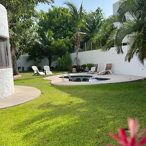 Casa Iola Cancun